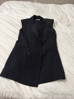 Shona Joy Black Sleeveless Double-Breasted Dress Blazer